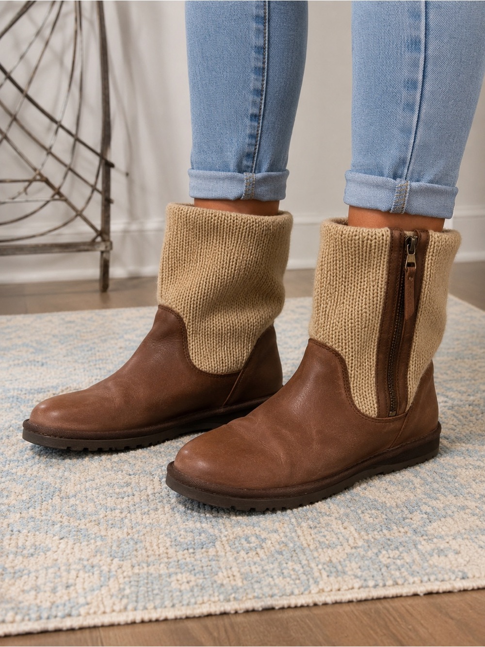 UGG Australia Brown Leather Knit Sweater Boots Women’s Size 10
